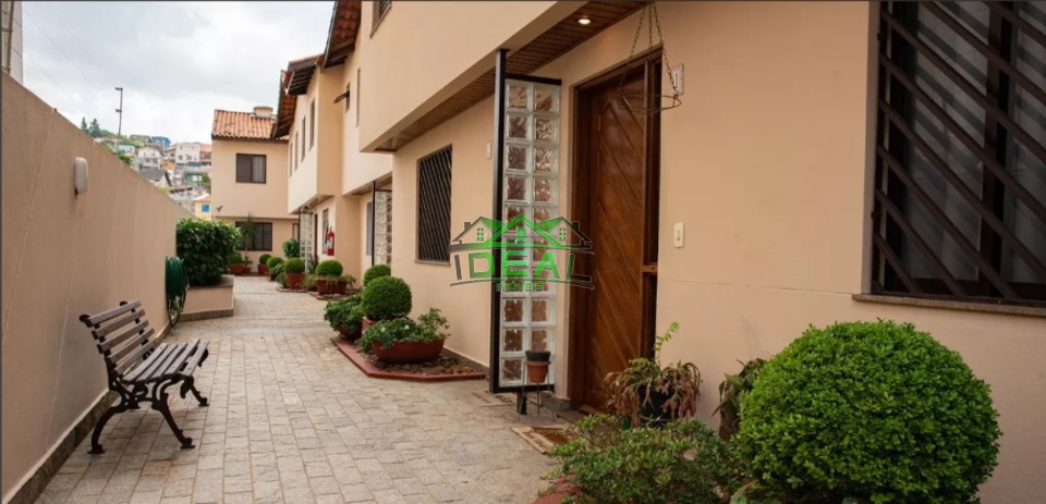 Sobrado Casa de Vila para Venda no bairro Vila Ipojuca, 3 dorm, 1 suíte, 2 vagas, 140 m