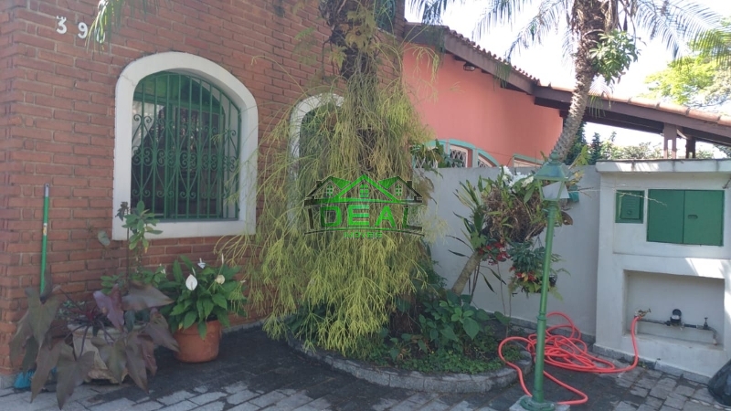 Casa Assobradada para Venda no bairro Alto da Lapa, 3 dorm, 1 suíte, 2 vagas, 221 m, 304 m Imagens do imóveis Casa Assobradada para Venda no bairro Alto da Lapa, 3 dorm, 1 suíte, 2 vagas, 221 m, 304 m