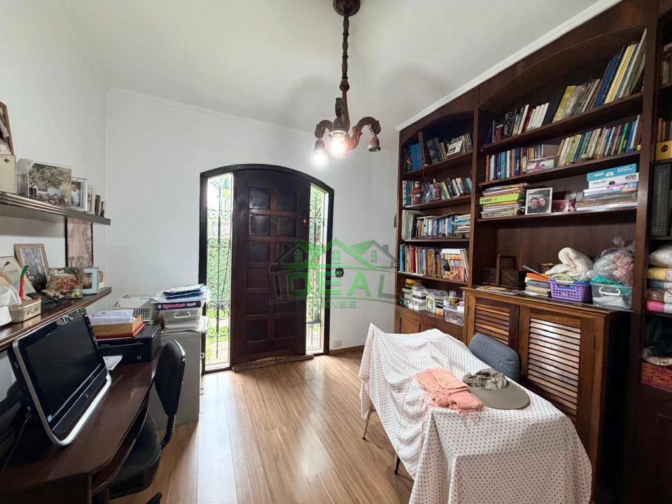 Imagens do imóveis Casa Térrea para Venda no Alto da Lapa, 3 Dorm sendo 2 suítes, 6 banheiros e 10 vagas