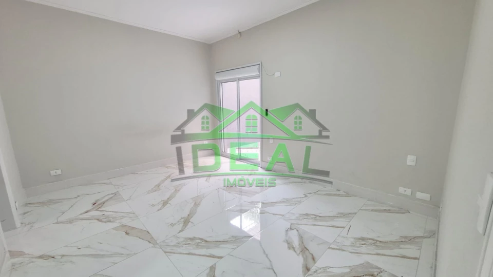 Imagens do imóveis Excelente Casa Térrea , Totalmente Reformada, 3 Suítes,4 vagas