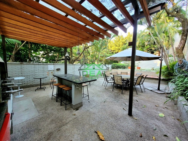 Sobrado para Venda no Alto da Lapa, 4 dorm(s), 2 suite(s), 4 vaga(s), 463 m², Reformada!