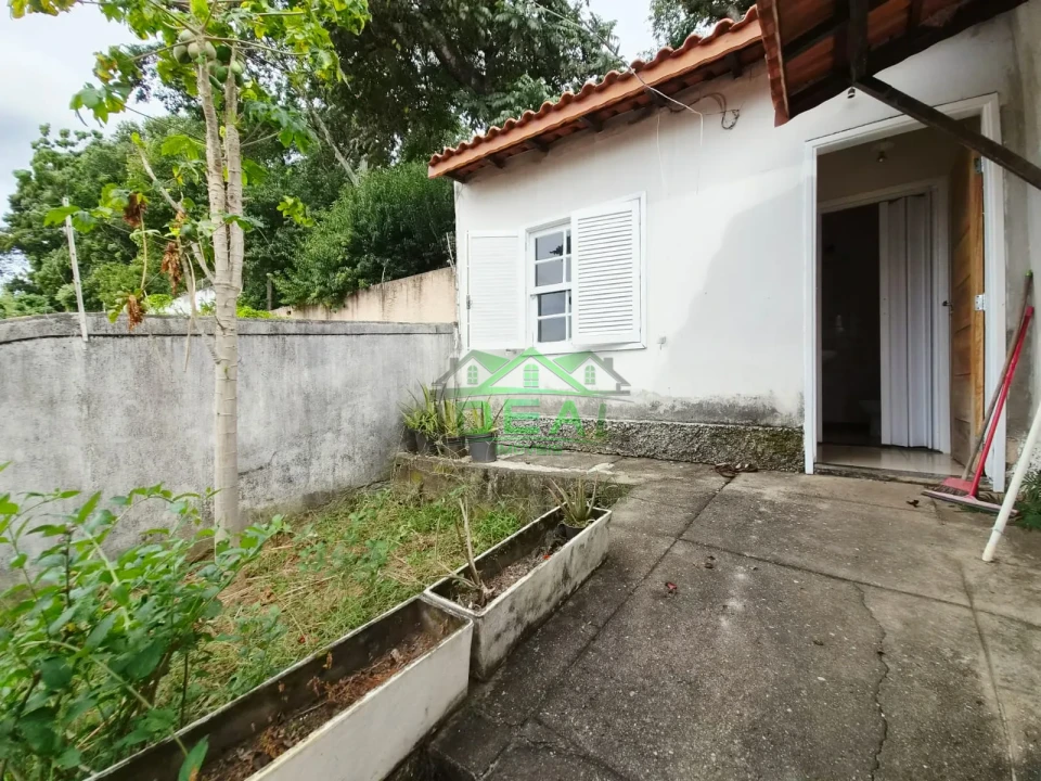 Imagens do imóveis Excelente Imóvel, com 3 dormitórios, 6 vagas de garagem