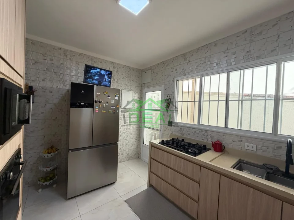 Imagens do imóveis 2 Casas para Venda na Lapa, 500m² terreno, 12 Frente