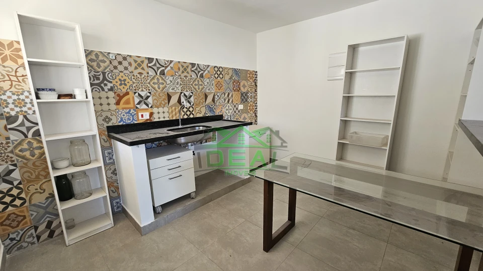 Casa Térrea para Locação no Alto da Lapa, 3 dorms, 1 suite, 5 vagas, 270 m²