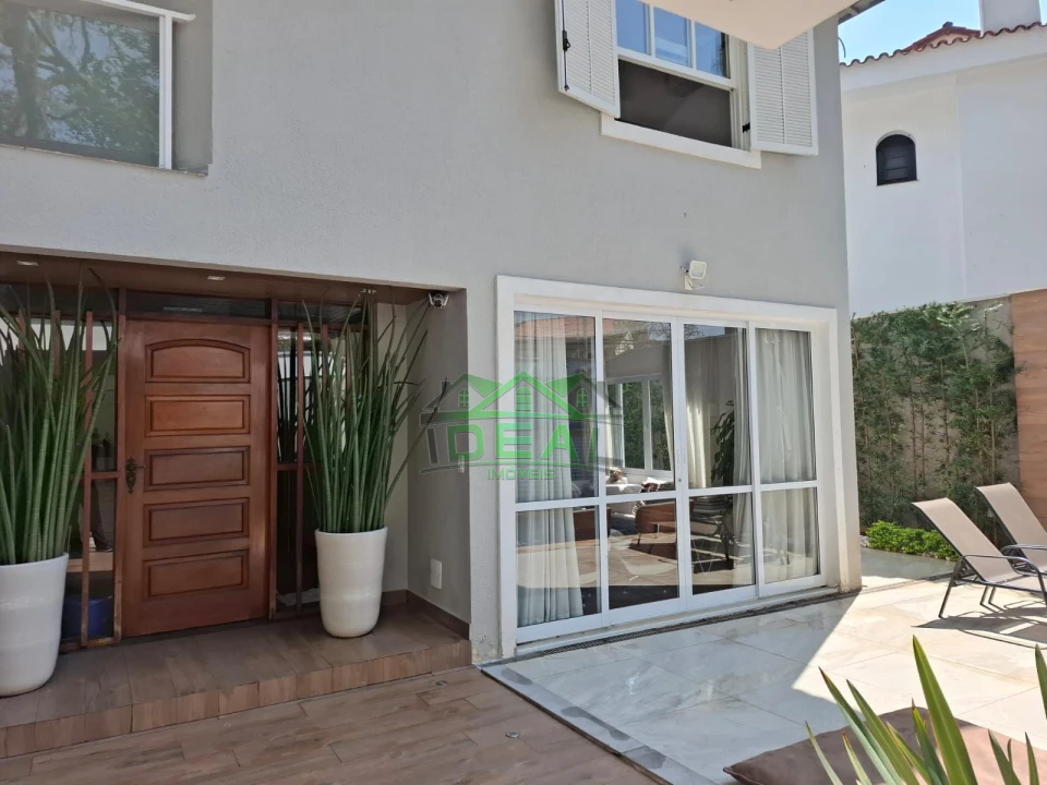 Casa Reformada para Venda no Alto da Lapa, 4 dorm, 2 vagas, 260 m², 367 m²