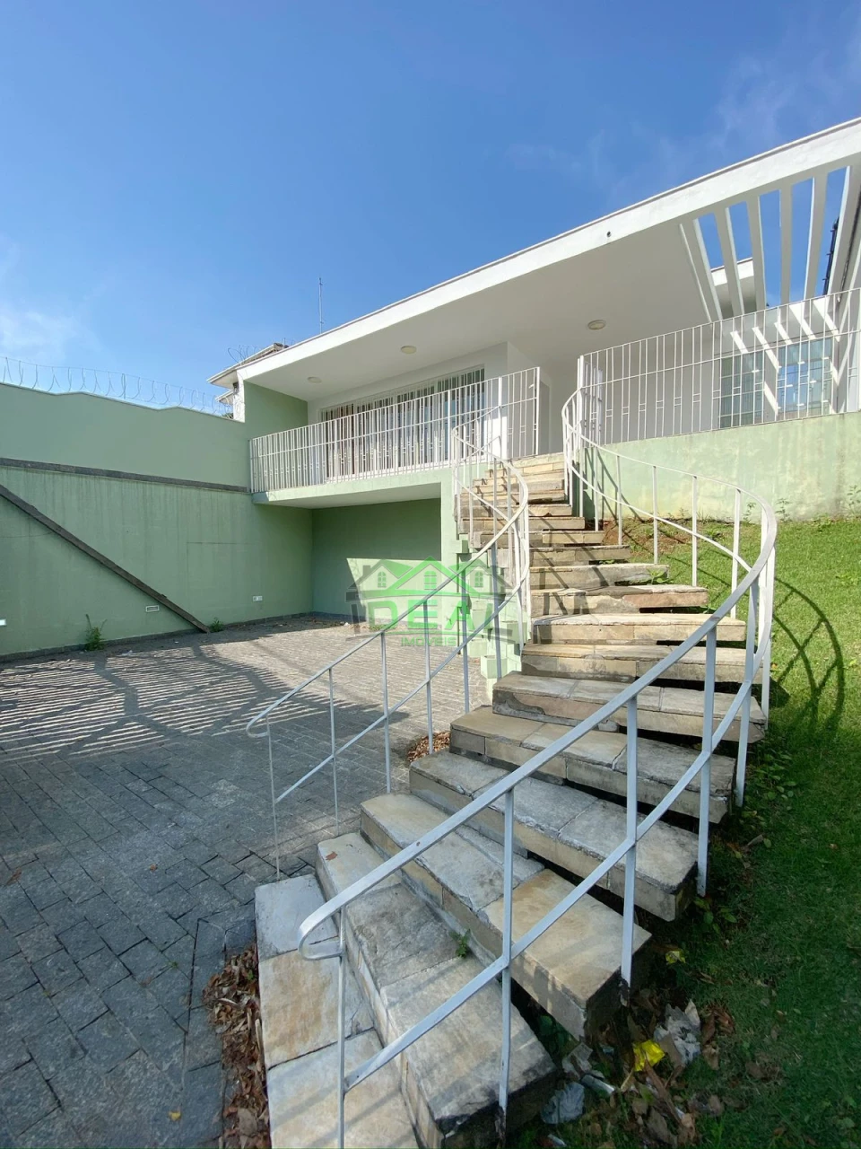 Venda Casa Comercial na Lapa, 5 salas, 4 vagas, 495m²