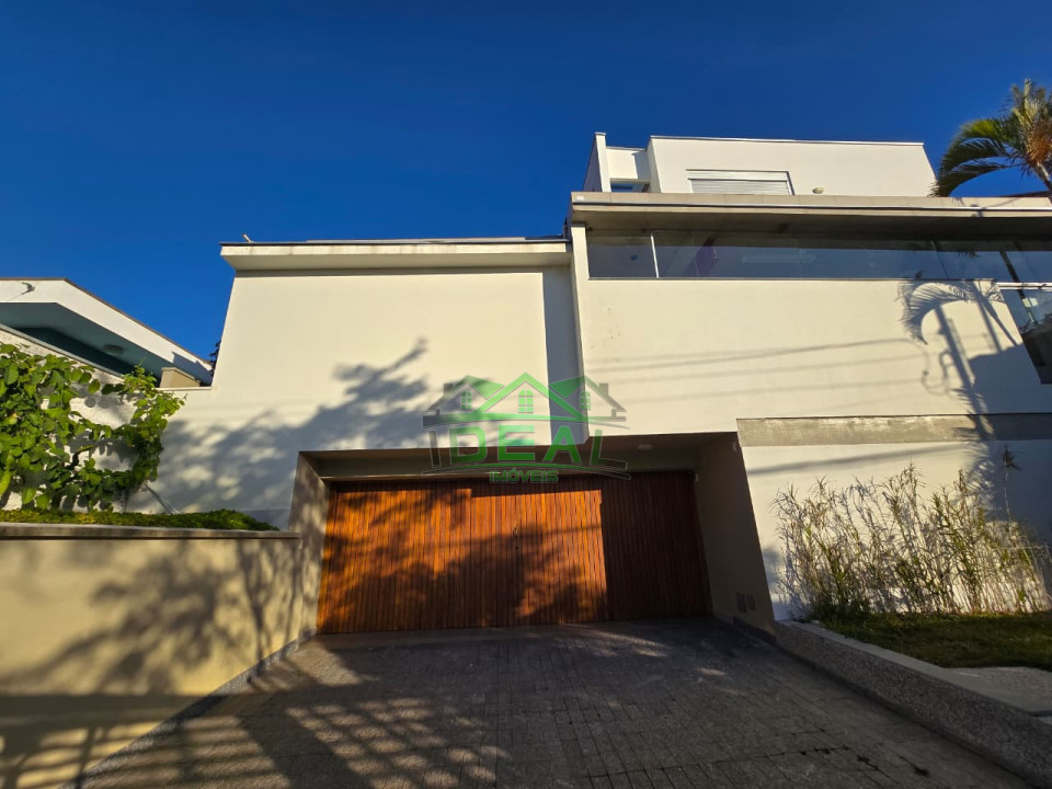 Nova casa de arquiteto à venda no Alto da Lapa!