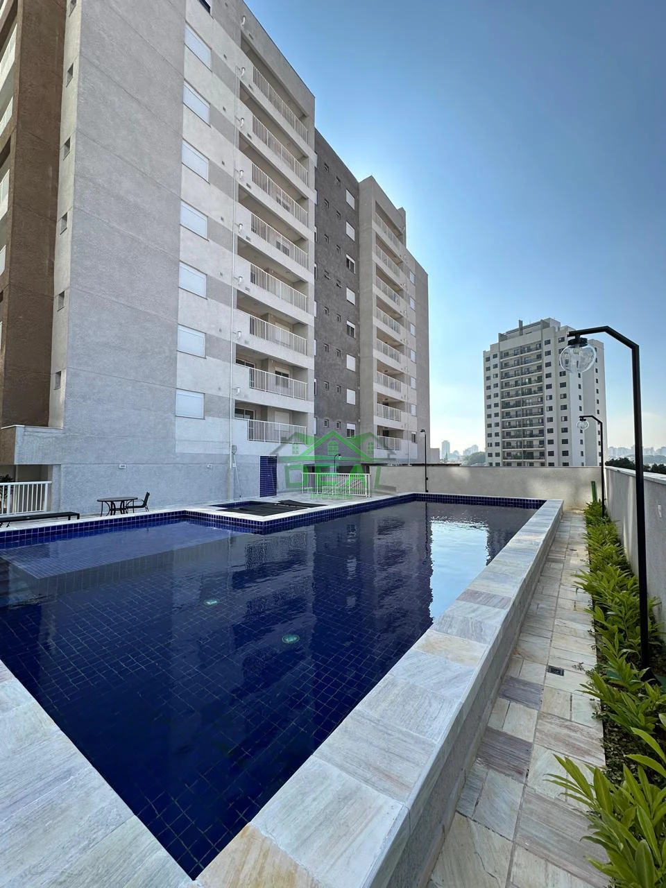Apartamento Novo para Compra na Vila Romana, Varanda Gourmet, 2 Dorms, 1 Suíte e 1 Vaga