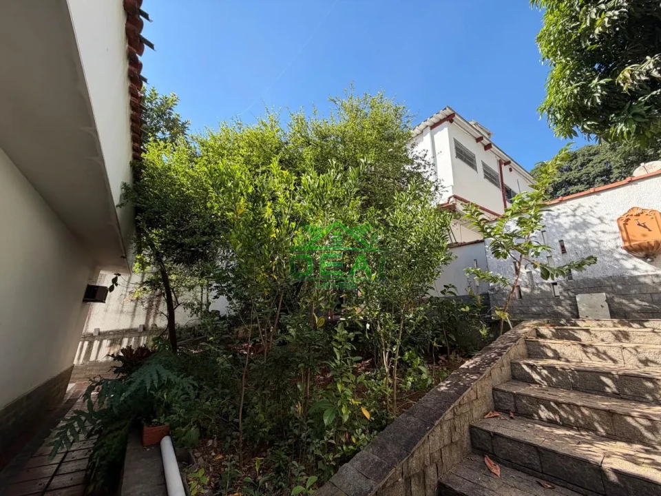 Imagens do imóveis 2 Casas para Venda na Lapa, 500m² terreno, 12 Frente