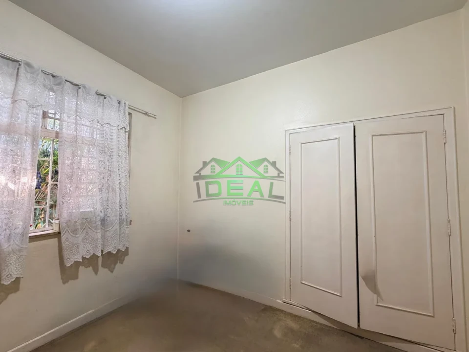 Casa Térrea para Venda no Alto da Lapa, Muito Quintal!