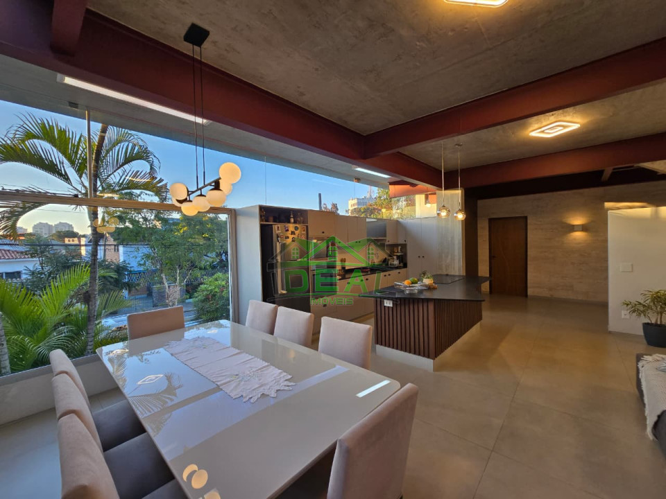 Nova casa de arquiteto à venda no Alto da Lapa!