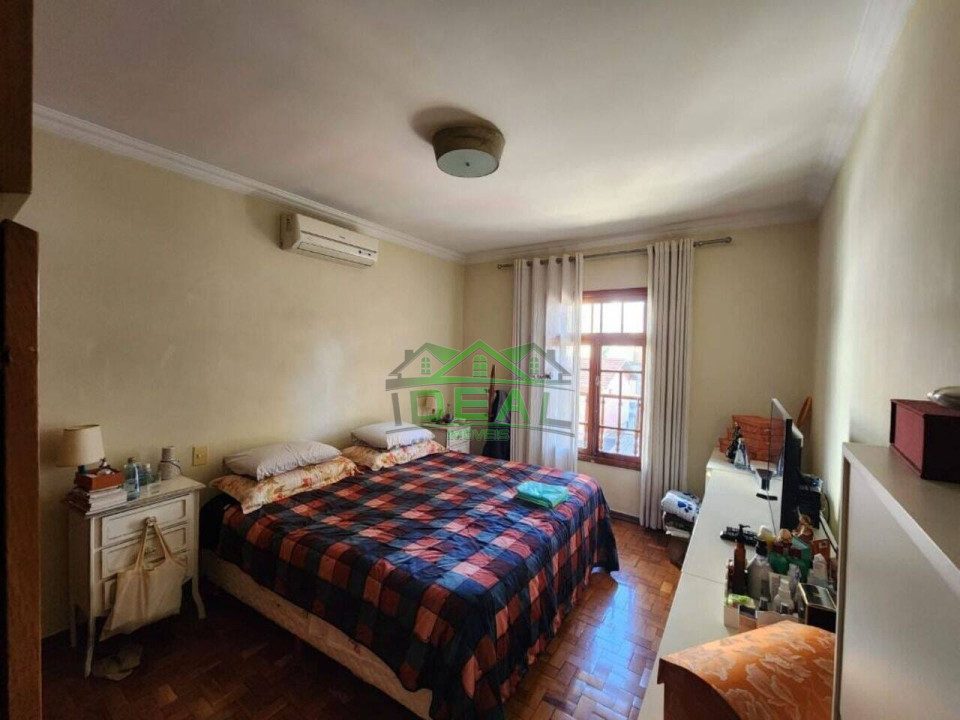 Venda Casa no Sumaré, 2 dorm, 2 suítes, 2 vagas, 160m²