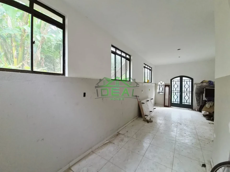 Imagens do imóveis Casa Térrea com 3 dormitórios ,3 vagas de garagem