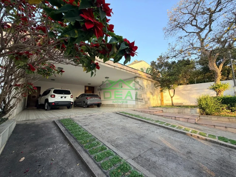 Sobrado para Venda no Alto da Lapa, Rua Tranquila e Arborizada