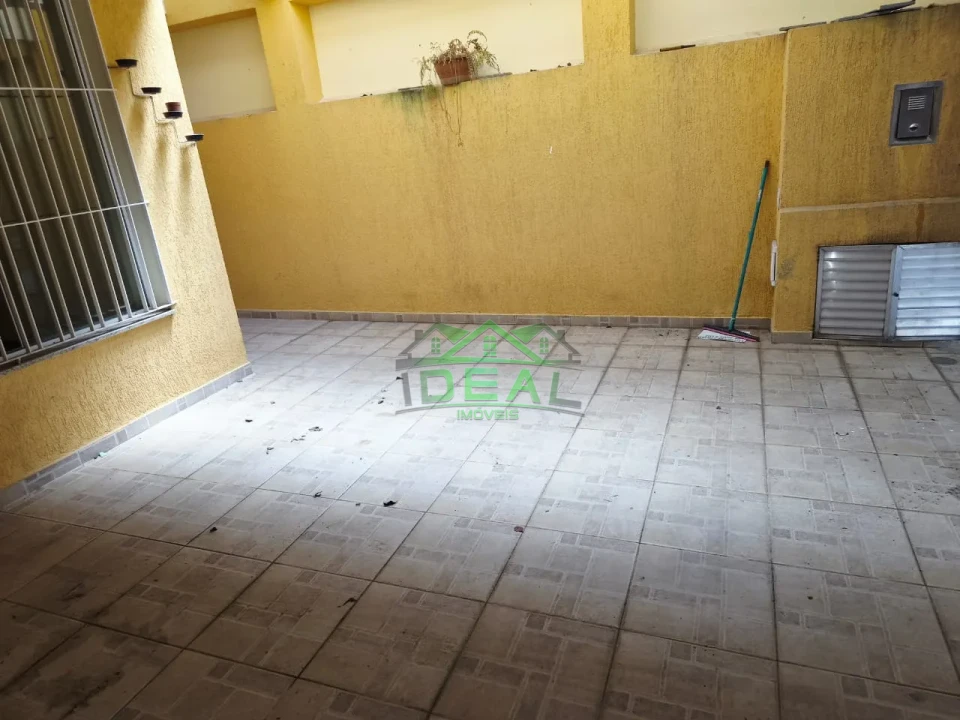 Sobrado para locação , 3 dormitórios sendo 1 Suíte, 2 vagas