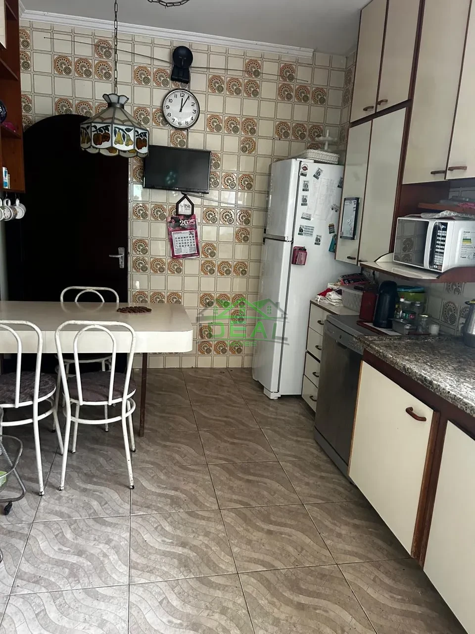 Sobrado  a venda  no Alto da Lapa, 3 dormitórios sendo 3 suítes, 4 vagas, 236 m