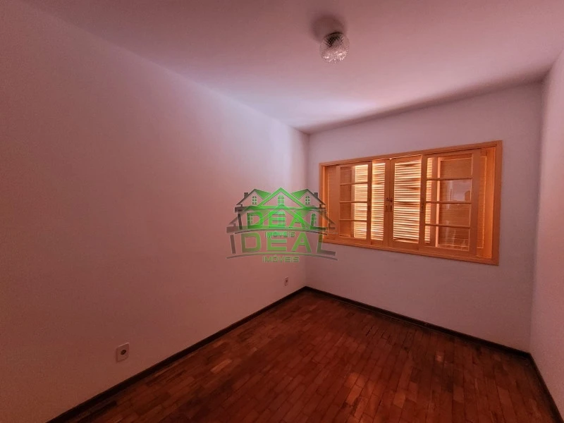 Imagens do imóveis Casa Térrea para Venda no Alto da Lapa, 3 dorm(s), 4 vaga(s), 131 m²
