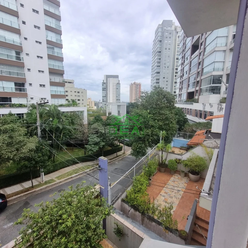 Imagens do imóveis Sobrado para Venda no Alto da Lapa, 3 dormitórios sendo 1 suíte, 3 vagas e quintal