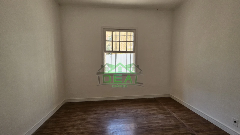 Casa Térrea para Locação no Alto da Lapa, 3 dorms, 1 suite, 5 vagas, 270 m²