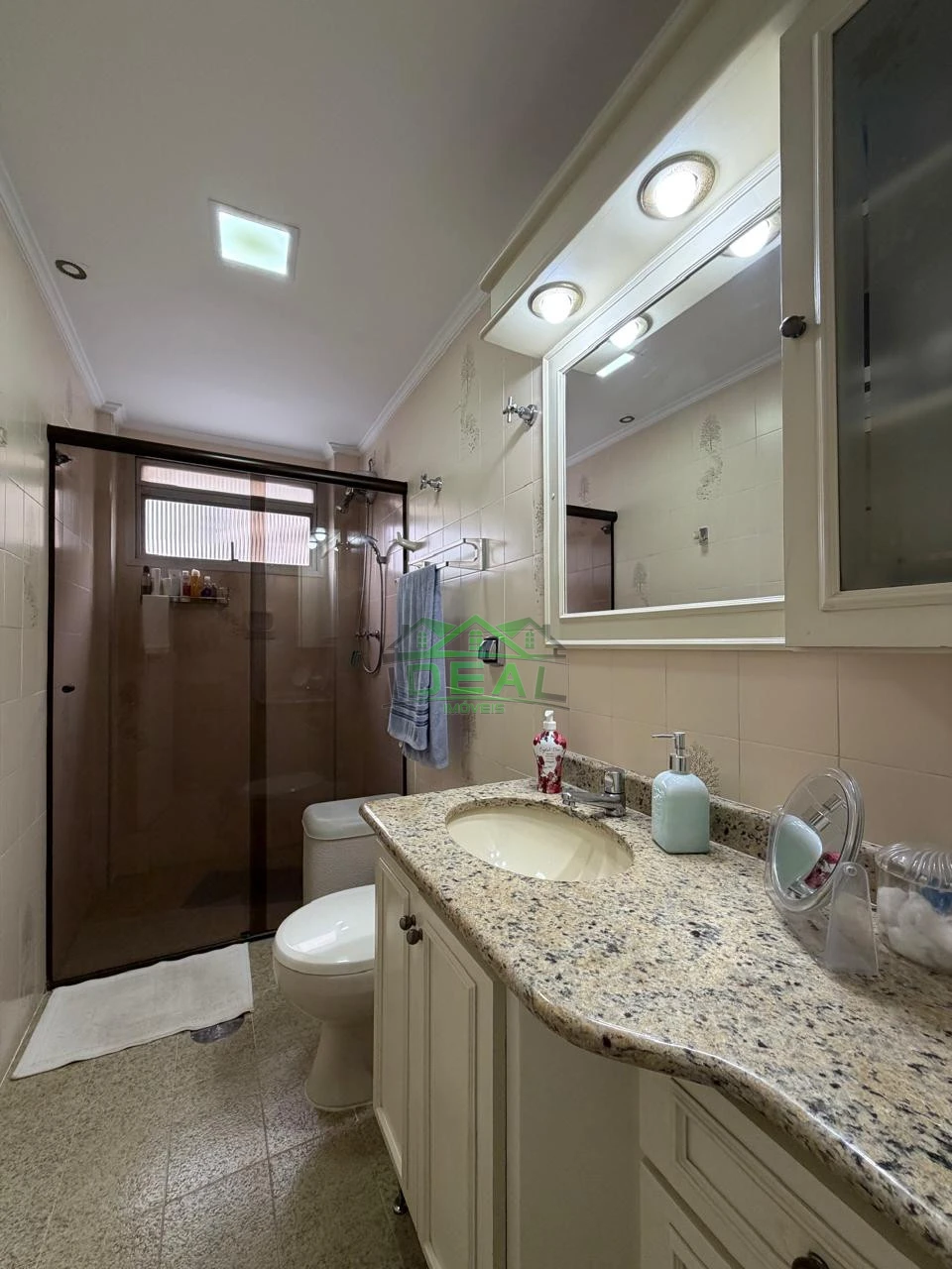 Apartamento para Venda no Alto da Lapa, 3 dorm sendo 1 suíte, 3 Banheiros e 2 Vagas