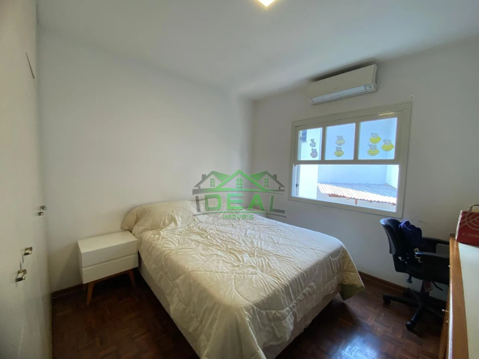 Casa Reformada para Venda no Alto da Lapa, 4 dorm, 2 vagas, 260 m², 367 m²