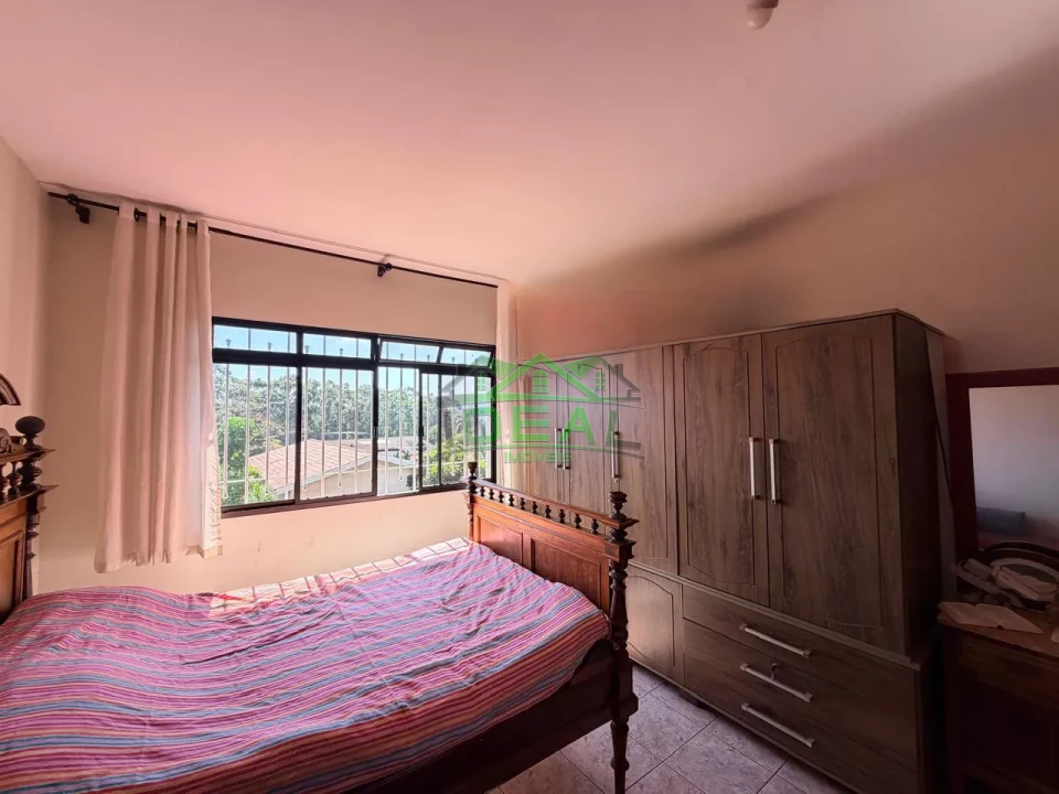 Imagens do imóveis Sobrado para Venda no Alto da Lapa, Zona Mista, 5 Dormitórios, 2 suítes, 2 vagas e Salão de Festa