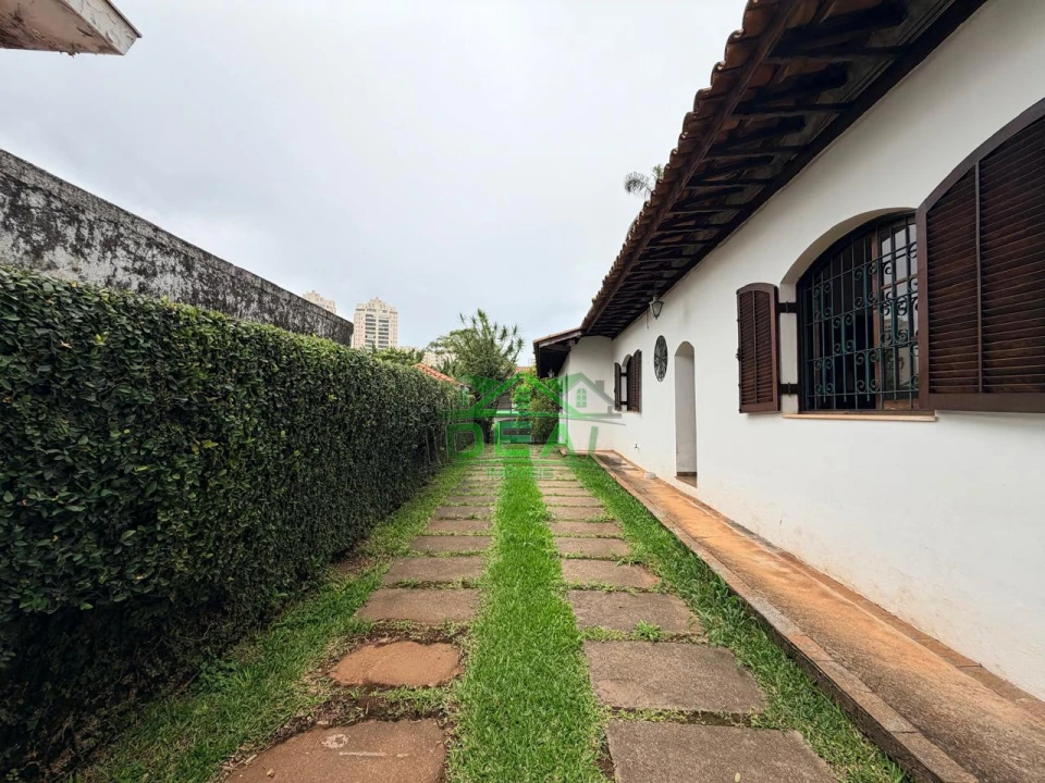 Imagens do imóveis Casa Térrea para Venda no Alto da Lapa, 3 Dorm sendo 2 suítes, 6 banheiros e 10 vagas