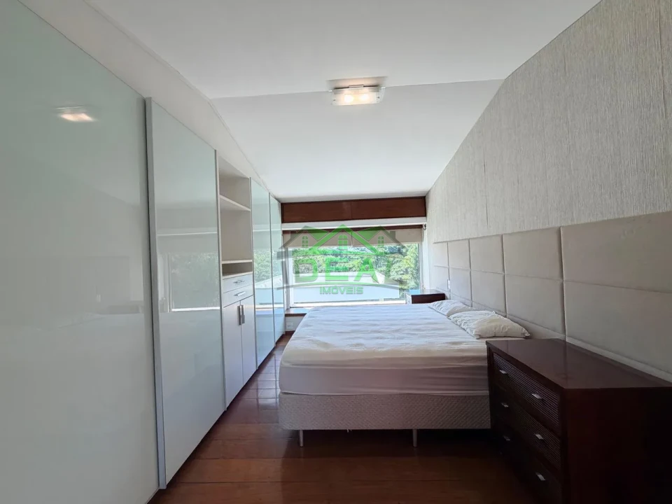 Imagens do imóveis Linda Casa de Arquiteto para Venda no Alto da Lapa, Espaço Gourmet e Piscina
