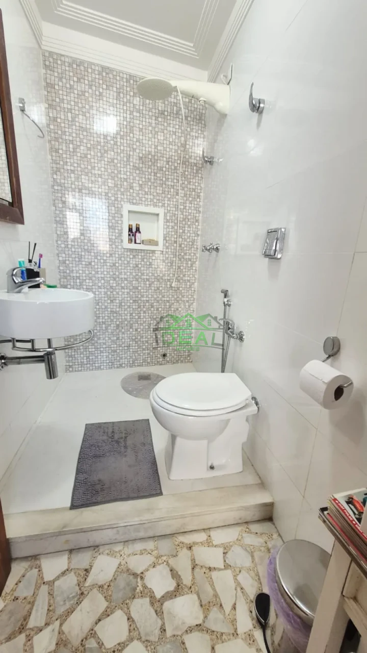 Imagens do imóveis Linda Casa com 4 suítes,6 vagas de garagem . Lazer completo