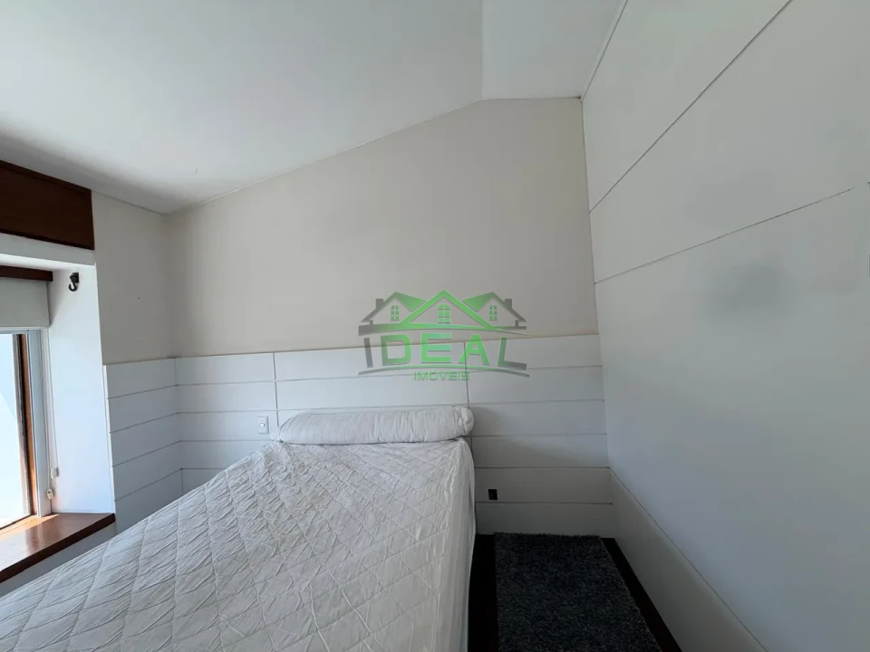 Imagens do imóveis Linda Casa de Arquiteto para Venda no Alto da Lapa, Espaço Gourmet e Piscina