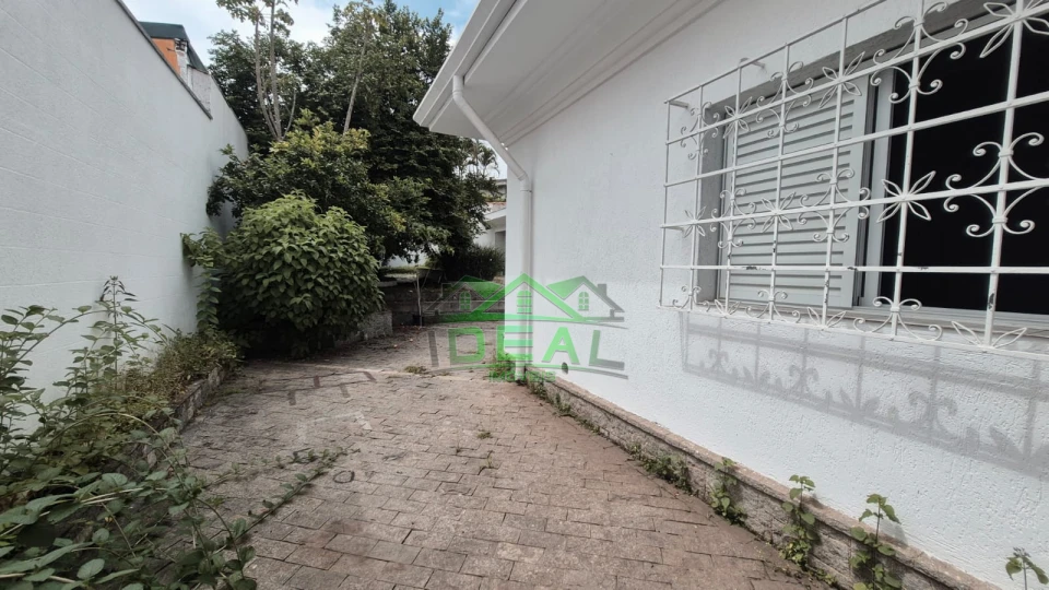 Imagens do imóveis Excelente Casa Térrea para Venda no bairro Alto da Lapa, 3 dorm, 1 suíte, 5 vagas