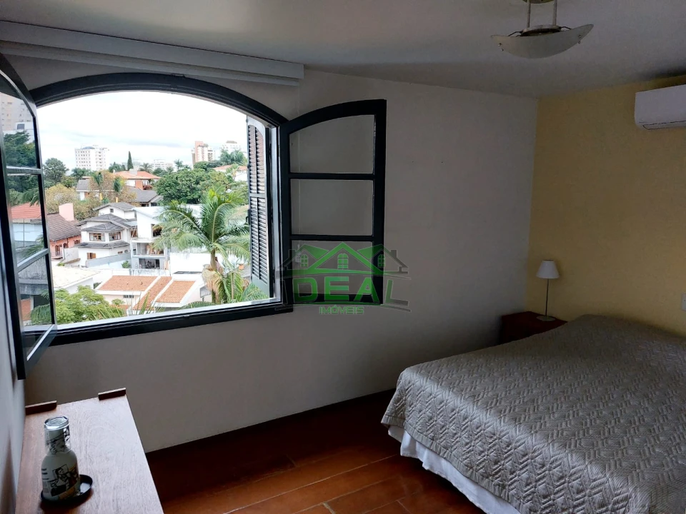 Sobrado para Venda ou Locação no Alto De Pinheiros
