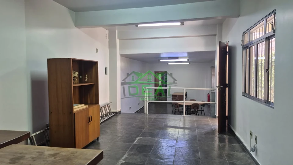 Imagens do imóveis Comercial Para locação,10 salas,13 vagas de garagem