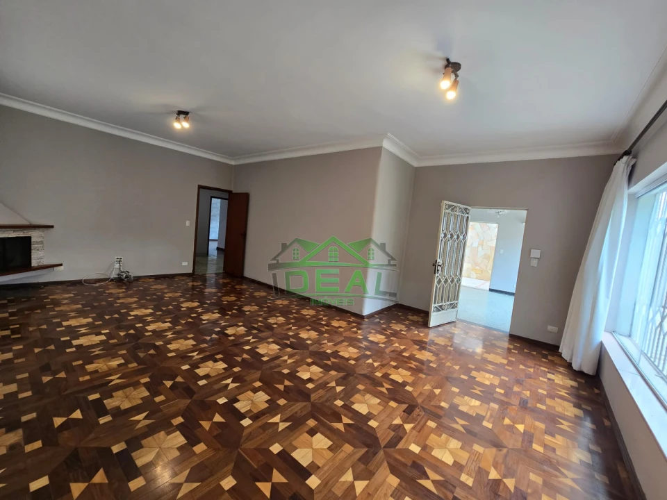 Casa Térrea para Venda no bairro Alto da Lapa, 3 dorm, 2 suíte, 6 vagas, 250 m, 600 m