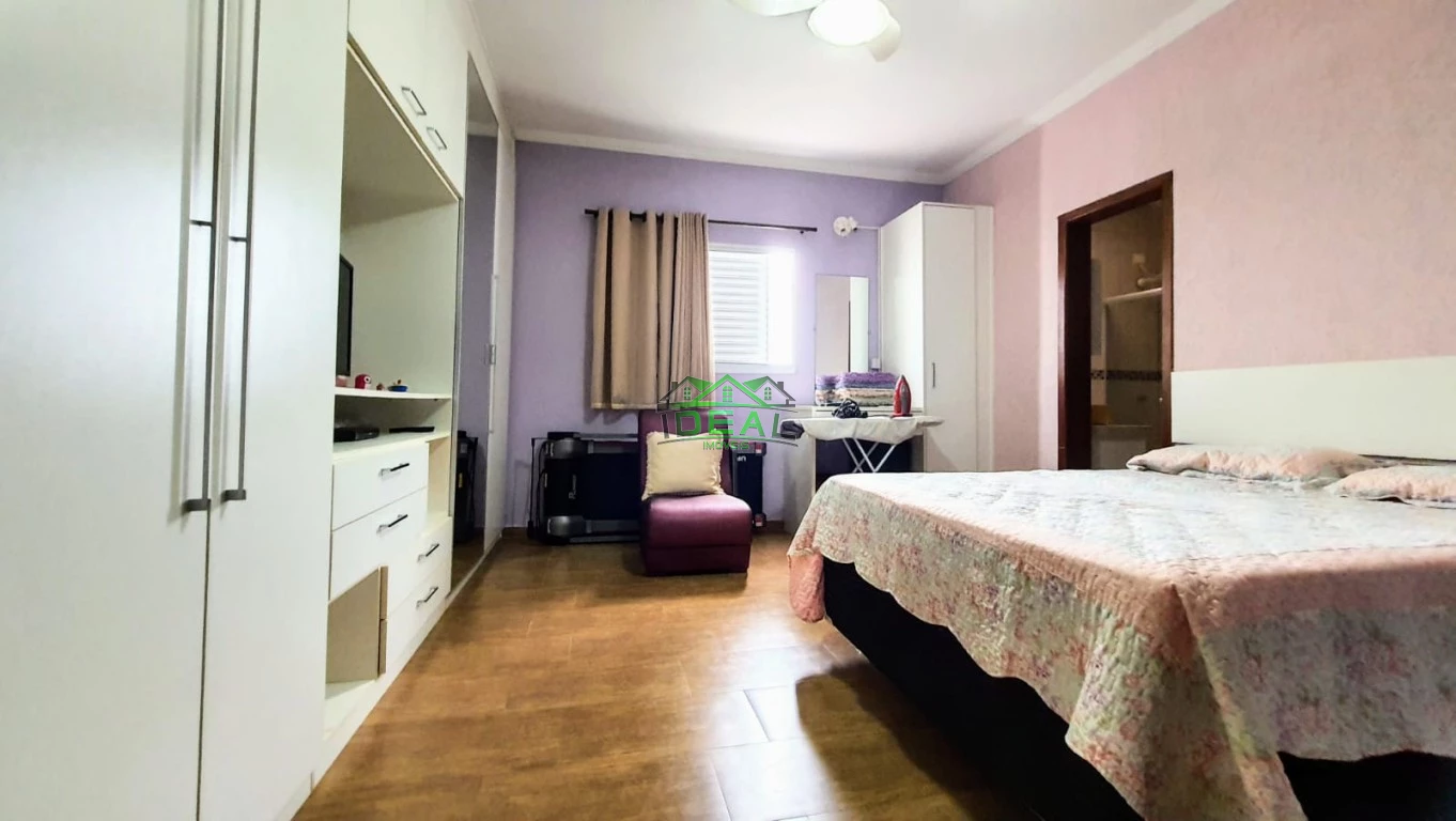 Sobrado para Venda no Parque da Lapa, 3 suite(s), 2 vaga(s), 303 m²