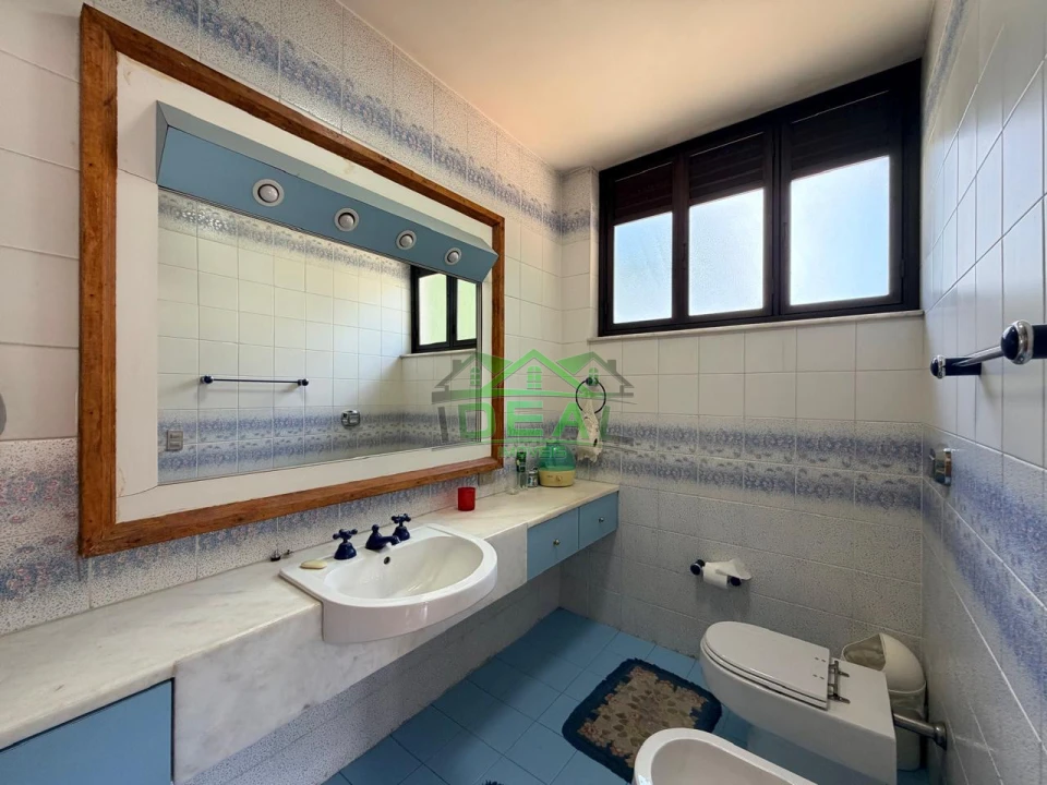 Imagens do imóveis Espaçoso Sobrado para Venda no Alto da Lapa, 4 suítes, 6 Banheiros e 6 Vagas