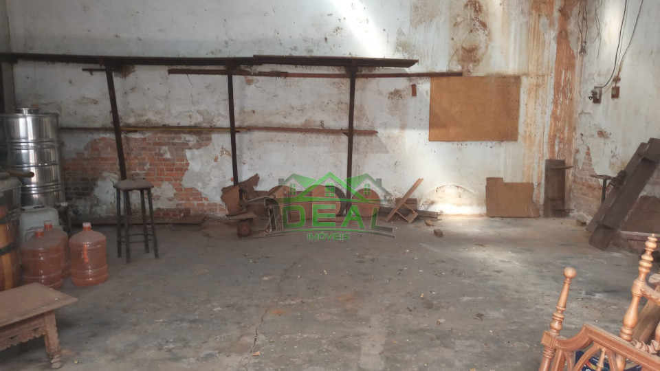 Casa térrea com 252m2 de terreno, com quintal amplo Imagens do imóveis Casa térrea com 252m2 de terreno, com quintal amplo