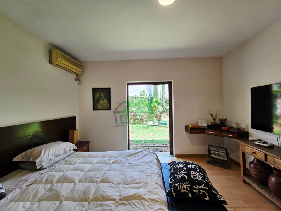 Casa para Venda no Boaçava, 1150m², Piscina e Churrasqueira