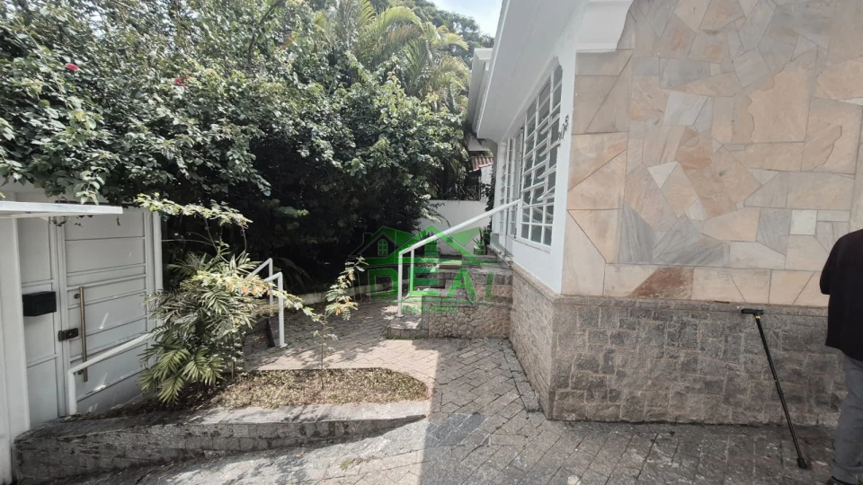Imagens do imóveis Excelente Casa Térrea para Venda no bairro Alto da Lapa, 3 dorm, 1 suíte, 5 vagas