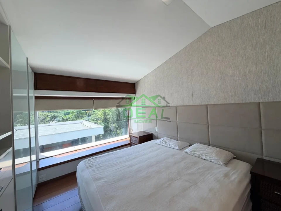 Imagens do imóveis Linda Casa de Arquiteto para Venda no Alto da Lapa, Espaço Gourmet e Piscina