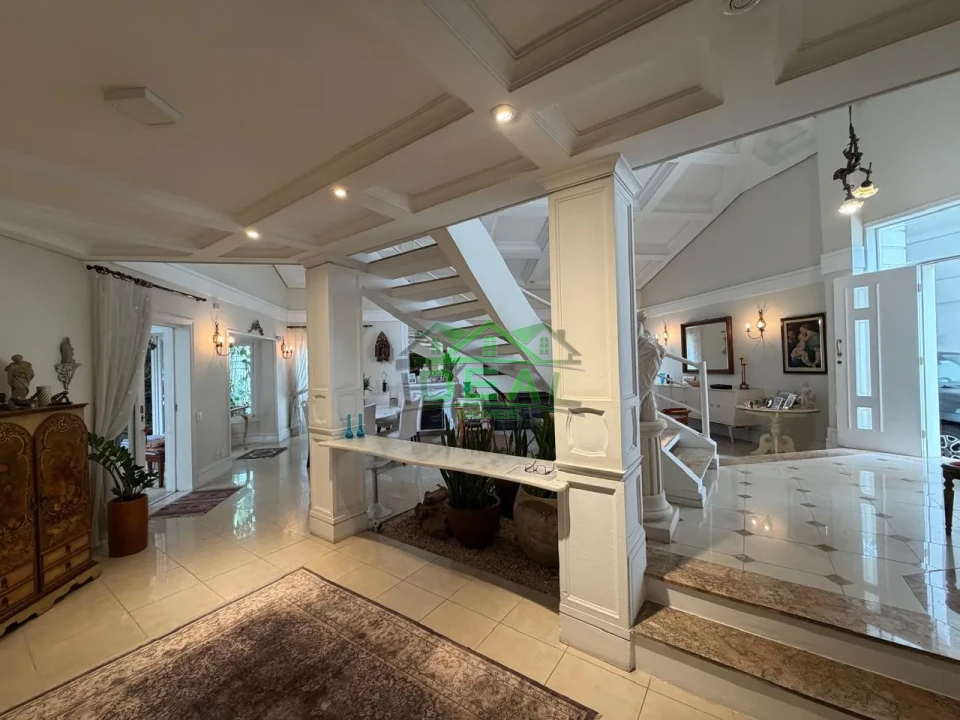 Imagens do imóveis Incomparavel Casa na Vila Madalena, 5 Suítes, 4 Vagas, Quintal e Churrasqueira