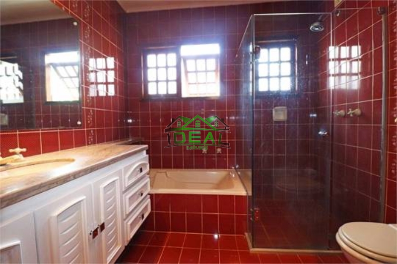Aconchegante Sobrado com piscina para Venda no bairro Alto de Pinheiros. 521 m