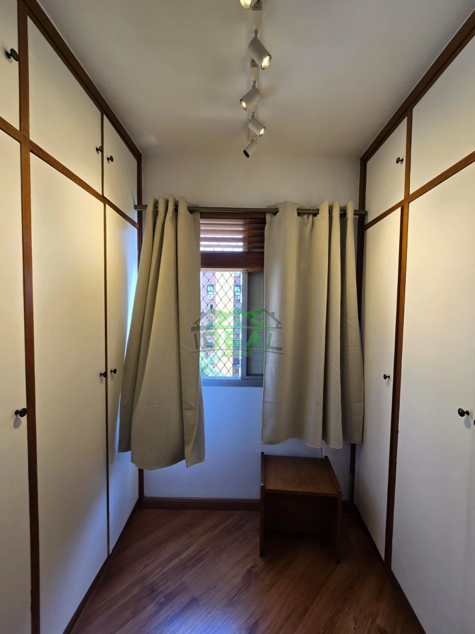 Apartamento para Venda Reformado no Alto da Lapa