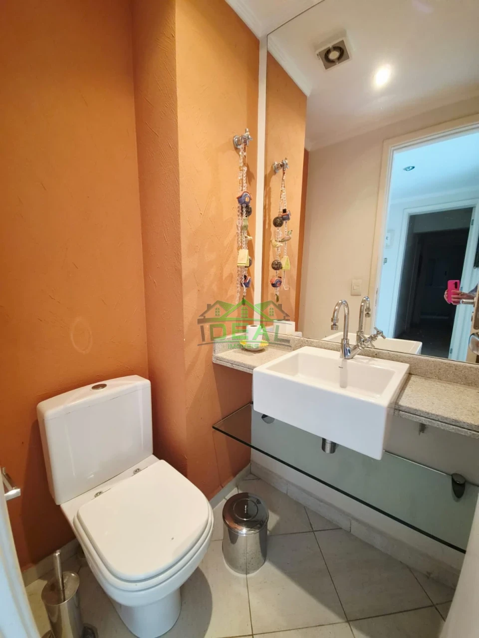 Apartamento a venda com 3 Suítes, armários embutidos, 3 vagas de garagem
