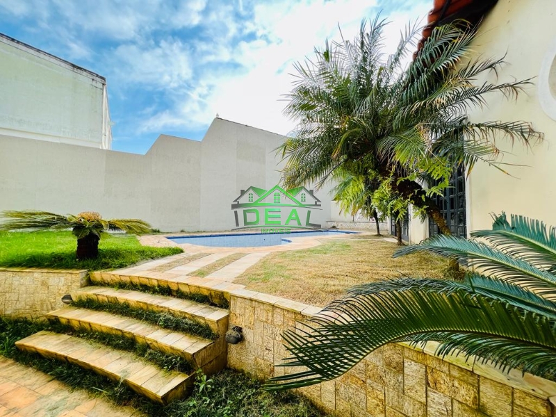 Casa Térrea para Locação no Boaçava, 4 suítes, 3 vagas, 327 m, 773 m