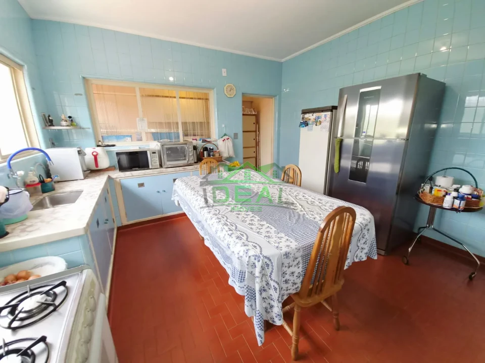 Casa Térrea a Venda no Alto da Lapa | Garagem para 10 Carros