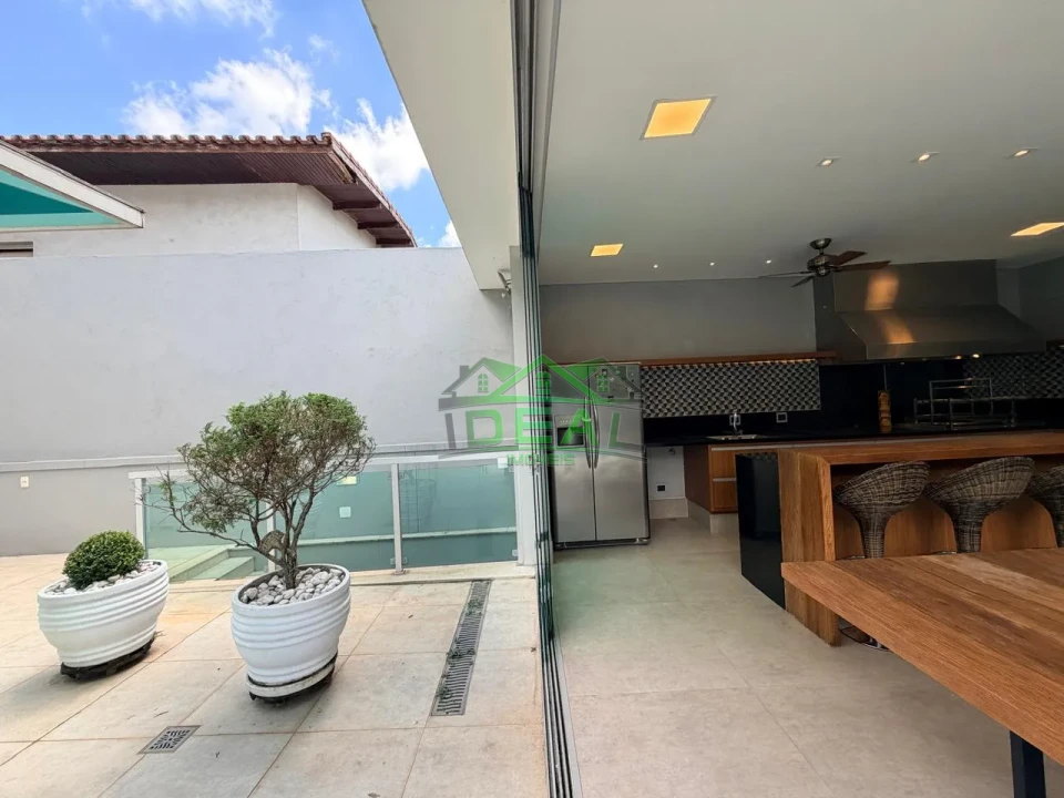 Imagens do imóveis Linda Casa de Arquiteto para Venda no Alto da Lapa, Espaço Gourmet e Piscina