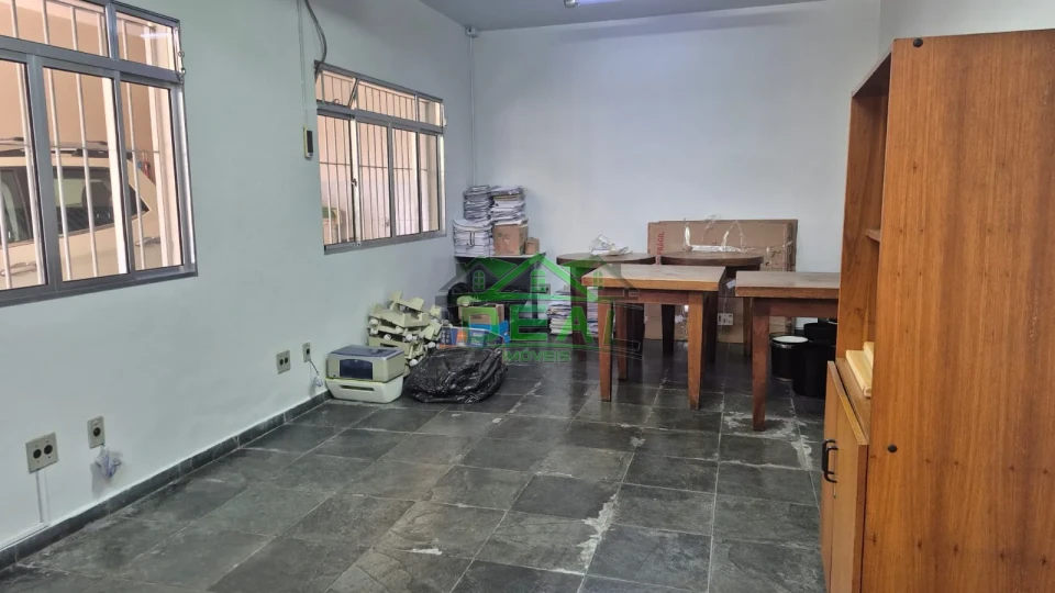 Imagens do imóveis Comercial Para locação,10 salas,13 vagas de garagem