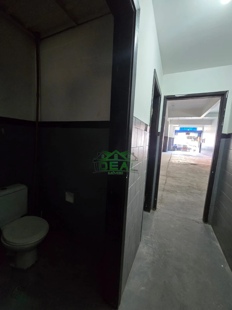 Salão Comercial para Locação na Vila Leopoldina, 2 Banheiros, 170 m²