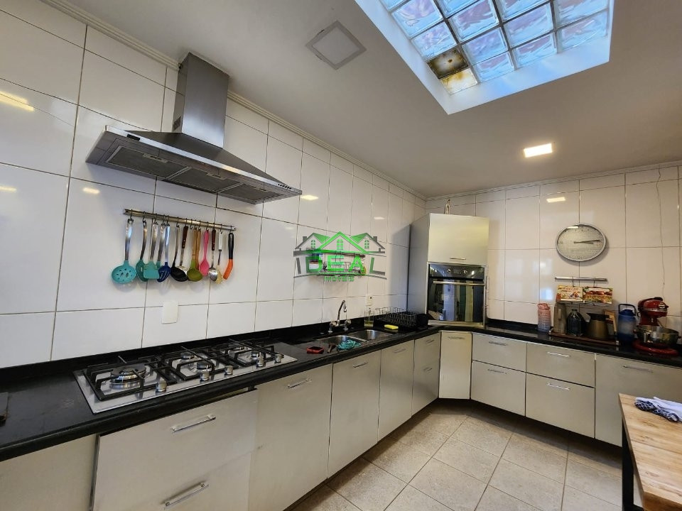Imagens do imóveis Espetacular Casa no Boaçava com 1138m², Piscina, Churrasqueira e Academia